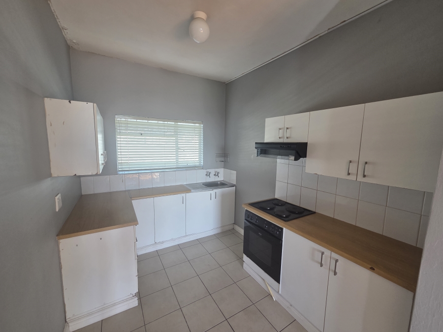 To Let 1 Bedroom Property for Rent in South End Eastern Cape
